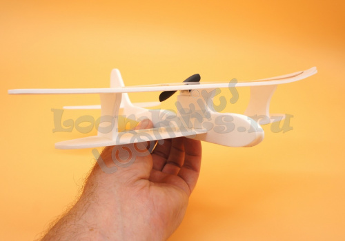 Пенопластовый самолет с пропеллером на аккумуляторе фото 10